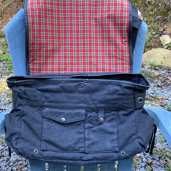 Waking dead messenger bag! - Picture 2 of 13